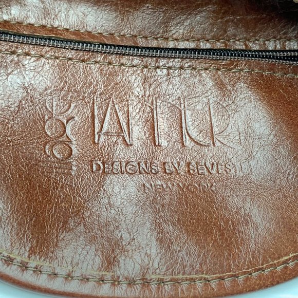 Village Tannery NYC Designed by Sevestet Pueblo Brown Leather Waist‎ Bag - Picture 3 of 11